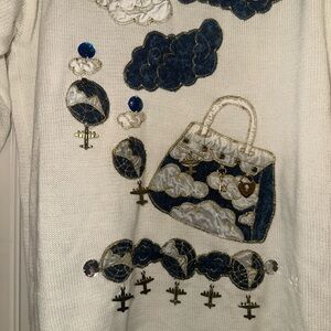 Amelia Austin Embellished Knit Sweater
"Amour" Airplane Motif | Size L